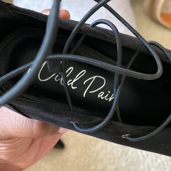 WILD PAIR LACE UP SHOES - Picture 6 of 8